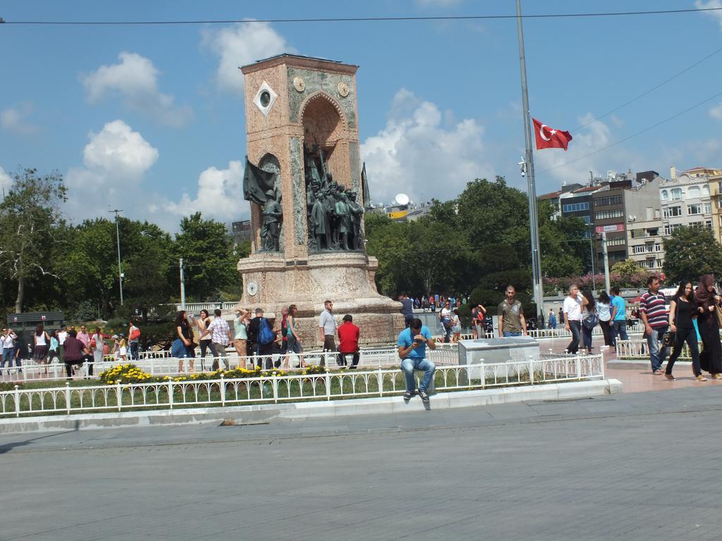 Taksim 9 Suites Apartments Istanbul Luaran gambar